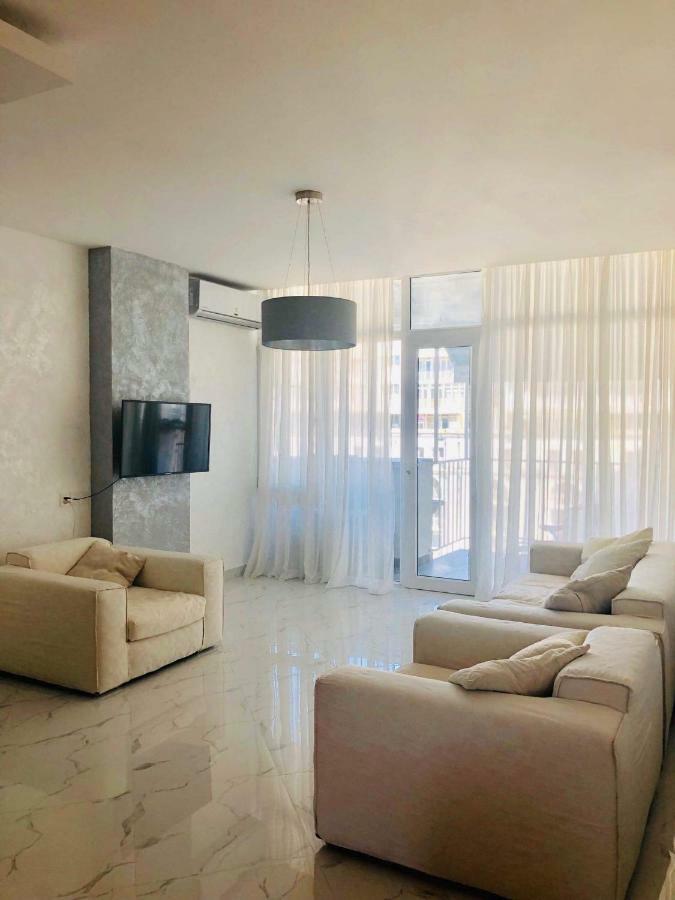 Tg Apartment Sea View บาทูมิ ภายนอก รูปภาพ